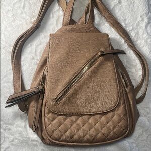 Quilted Pebbled Faux Leather Backpack - Tan